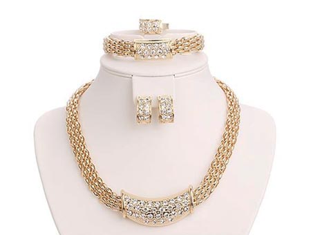 Honosný set šperkov v zlatej farbe - 6 modelov | ZaMenej.sk