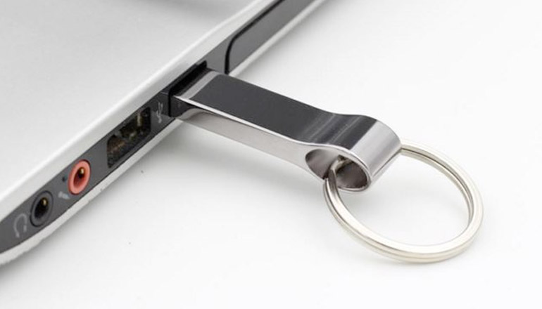 Luxusné 16 GB USB kľúče | ZaMenej.sk